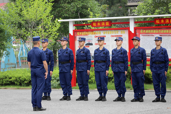 衡陽技師學(xué)院首屆“消防救援專業(yè)定向班” 51名學(xué)員進(jìn)行入職前培訓(xùn)